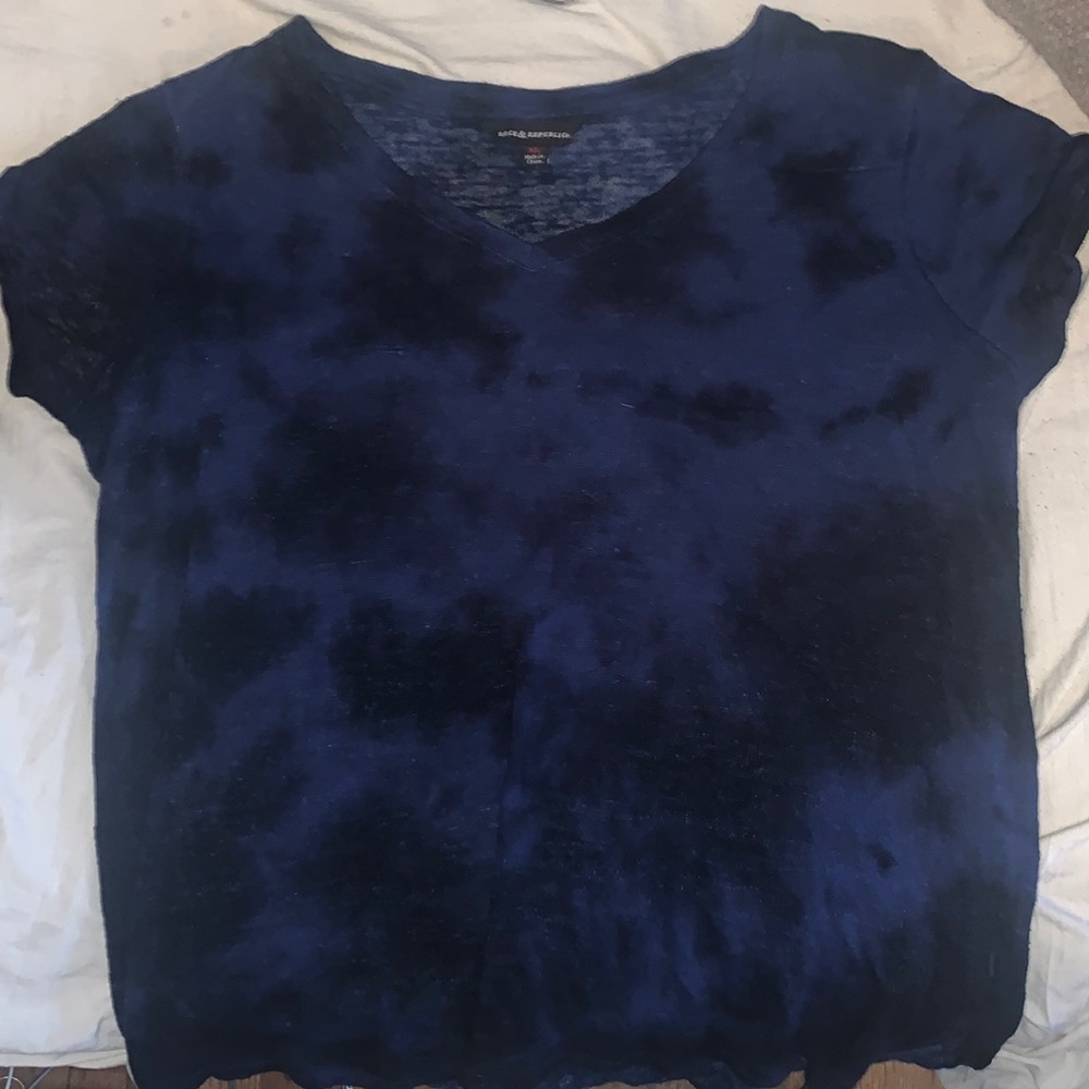 Rock & Republic blue and black tshirt! Size XL